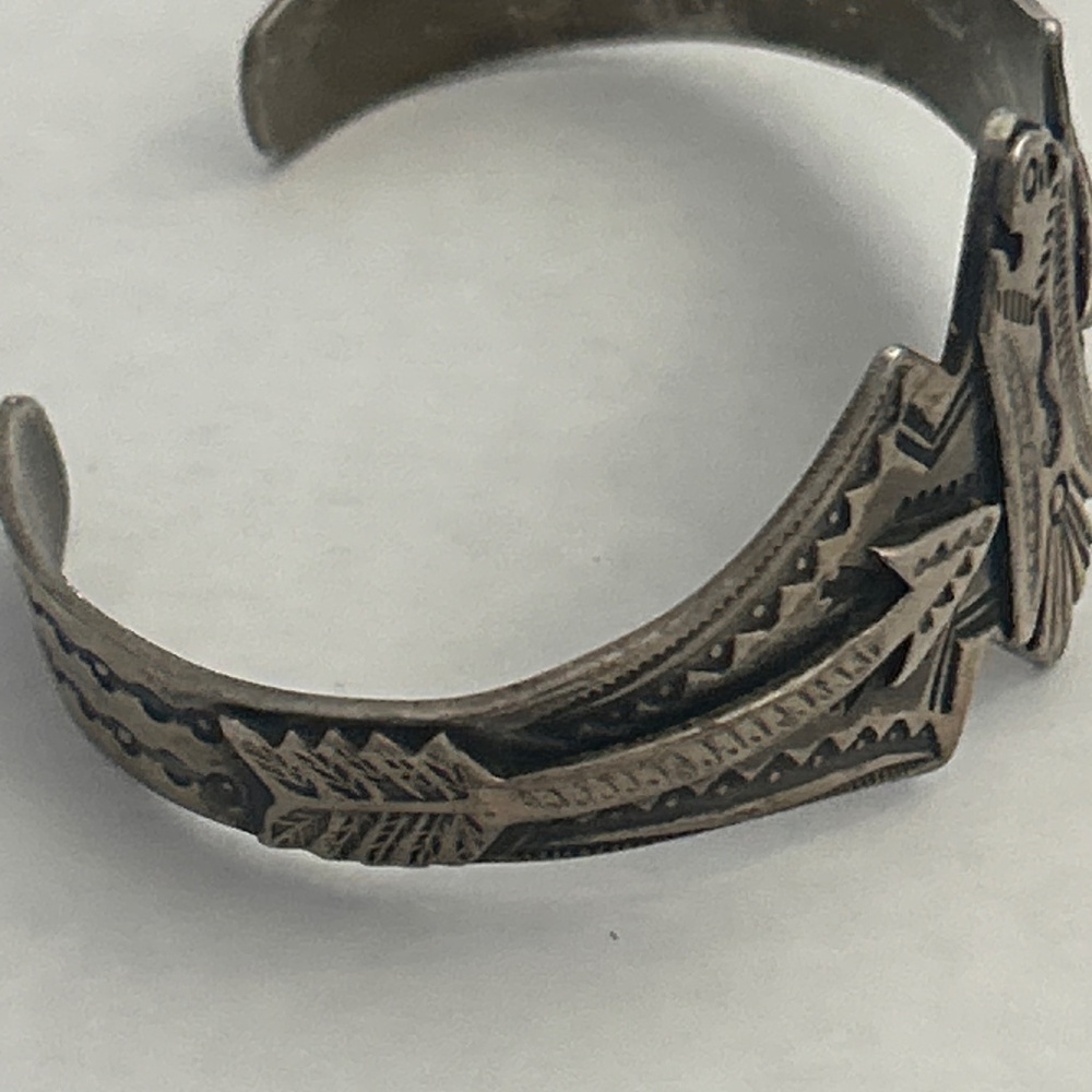 vintage Fred Harvey Thunderbird whirling log Sterling cuff - Picture 4 of 5
